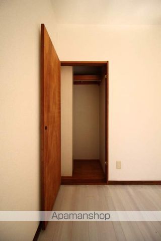 ガーデンパークIIIの内装写真