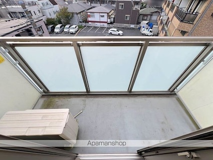 クレイノＮＩＳＨＩＫＩ[1K/21.11m2]のバルコニー
