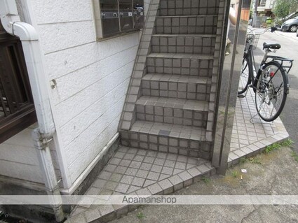 ライフピアカノン[1K/9.37m2]のエントランス2