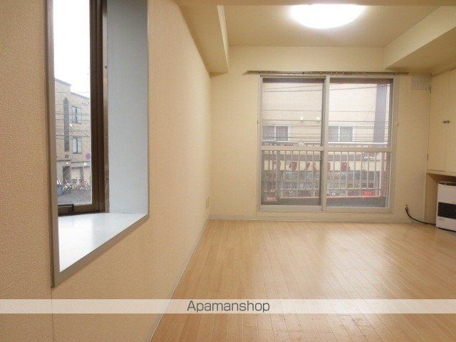 ローヤルハイツ8.8の内装写真