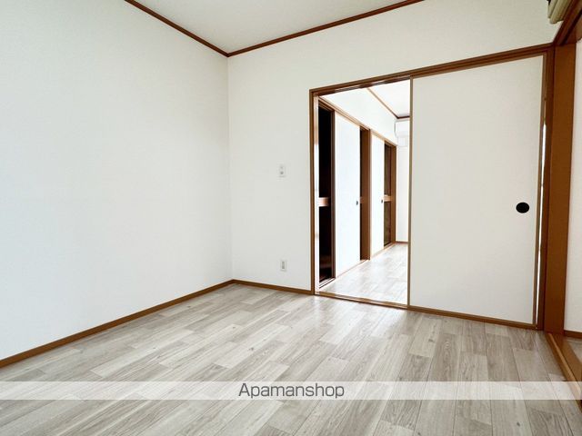 クローバーCの内装写真
