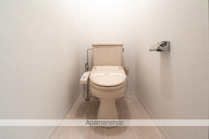 グローバル高松[2LDK/54m2]のトイレ