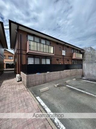イースト・フィールドＢ[3LDK/60.35m2]の外観2