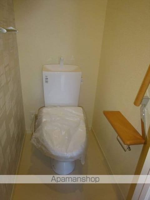 和歌山県和歌山市北出島１丁目[2LDK/57.58m2]のトイレ