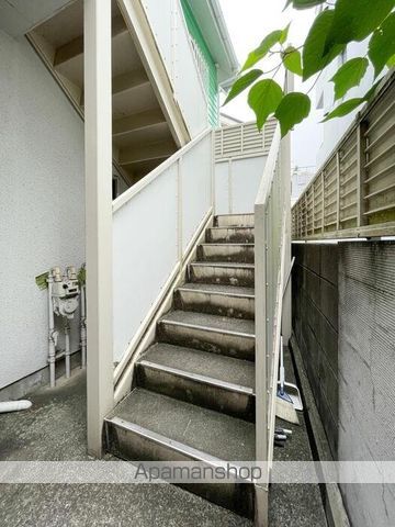 田口フラットの玄関写真