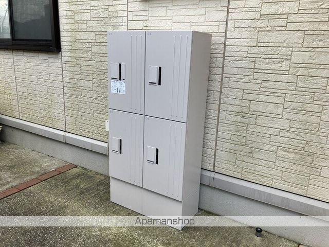 サウザンドサニー WESTの内装写真
