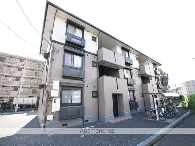 ハイカムールの玄関写真