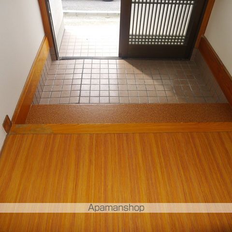 須堯様貸家の内装写真