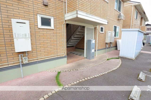 CASA・L A棟の玄関写真