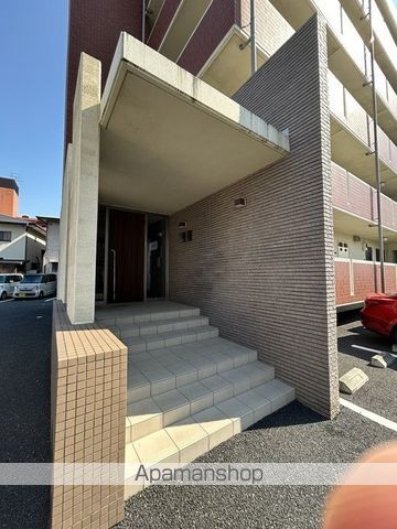 ポリシエの玄関写真