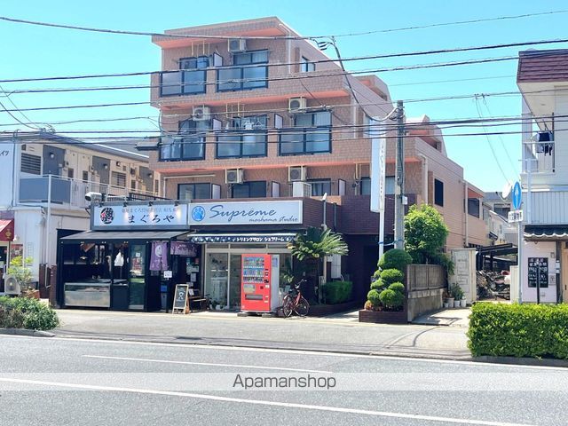 YSベイの外観写真