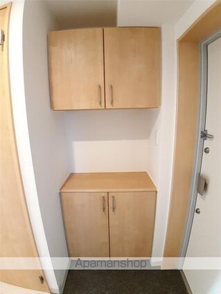 アステリア萱町[1LDK/33.91m2]の玄関