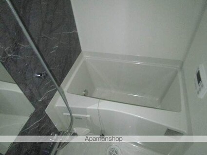 リアレスト東高円寺[1K/25.96m2]のバス