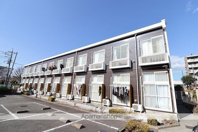 レオパレスルミエールの外観写真