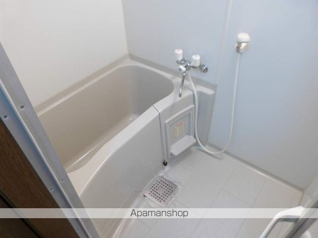アンプルールフェールREALIFEIIの内装写真