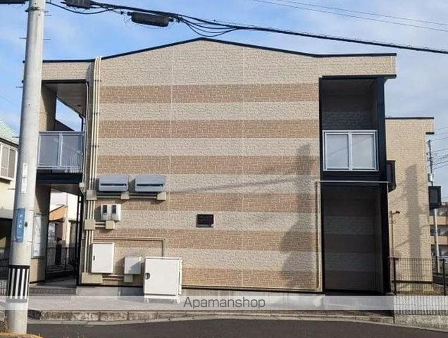 レオパレスレイクサイド平塚の外観写真