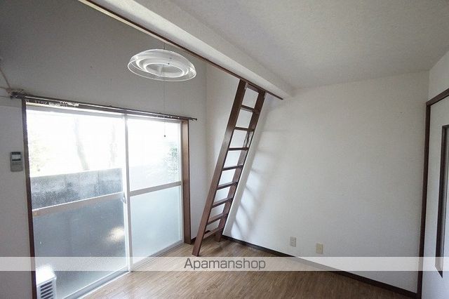 ビューハイツ上足IIの内装写真