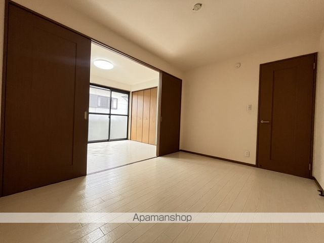 メゾンアルファ VIIIの内装写真