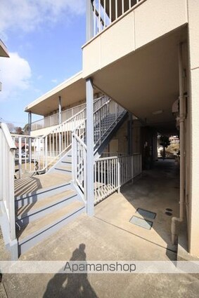 フラット８７[2DK/48.72m2]のエントランス