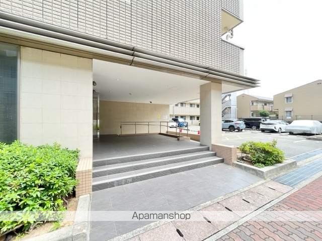 WIZ PLAISIR 若王寺の玄関写真
