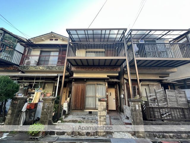 枚方市 2階建 築49年の外観写真