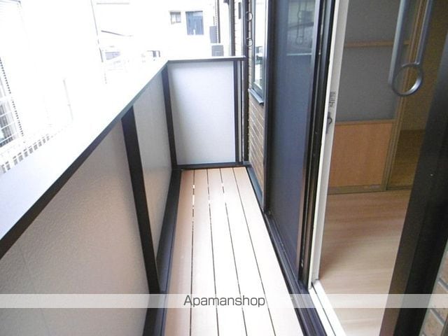 プチ アングルの内装写真