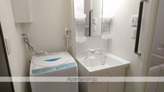 クレイノフィセント ファルコンの内装写真