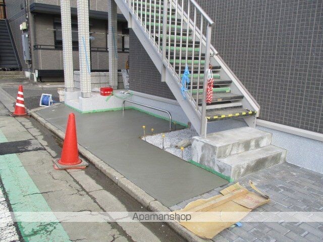 Ｍ’ｓ　ｈｏｕｓｅ[1K/27.79m2]の共用部2