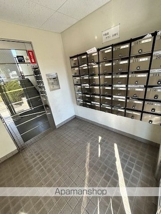 エランビタール[1K/20.7m2]のロビー1