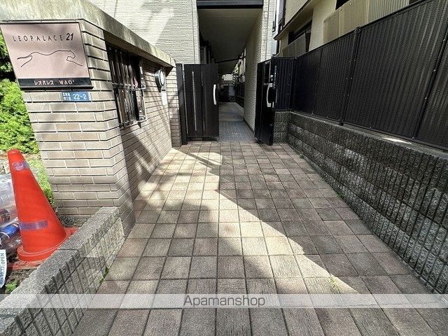 レオパレスWAO WAOの玄関写真