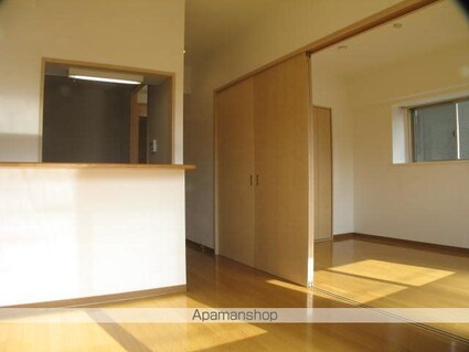 エレガン・レーヴ[2DK/47.39m2]のリビング・居間