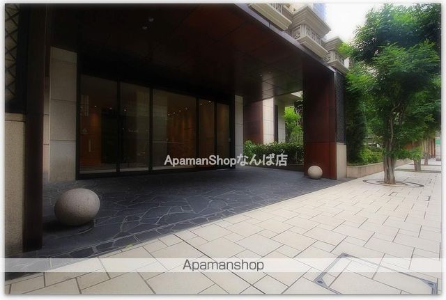 アルグラッドザタワー心斎橋の外観写真