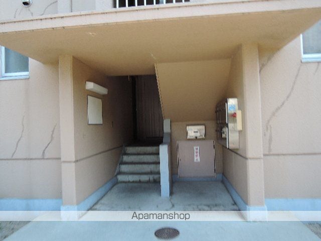 マンションケレスの玄関写真