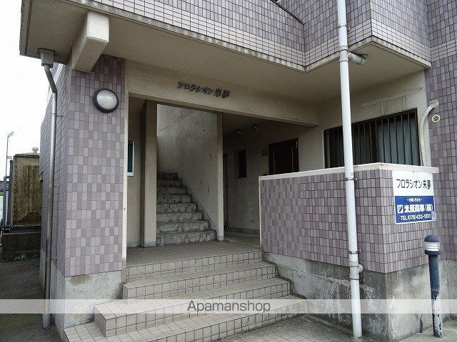 フロラシオン来夢の玄関写真
