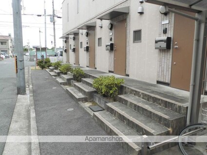 エル・セレーノ香ヶ丘　Ｃ[1DK/43.33m2]のエントランス