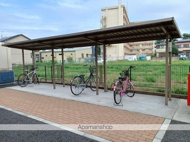 クラレス Aの内装写真