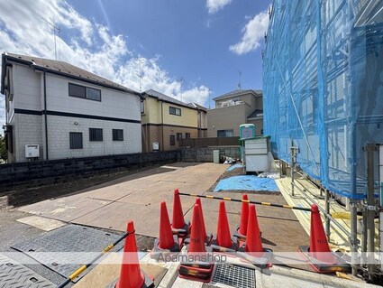 グランソフィア砂川町[3LDK/65.41m2]の駐車場2