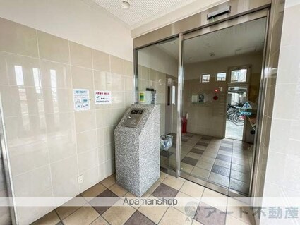ロイヤルビラ南小坂[1K/29.2m2]のエントランス