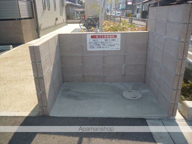 和歌山県和歌山市北出島[1LDK/50m2]の共用部3