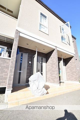 フィールドSKの玄関写真