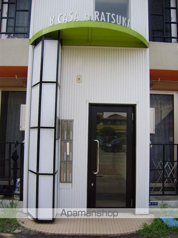 B’CASA平塚の玄関写真