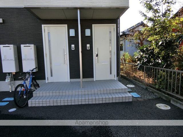 シャンブルAKの玄関写真