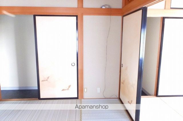 メゾンアルパ宮町の内装写真