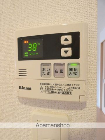 ラハナIIの内装写真