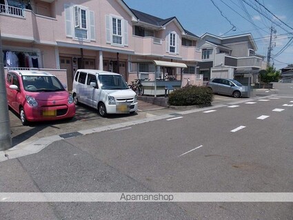 愛知県一宮市伝法寺１丁目[2LDK/58.12m2]の駐車場1