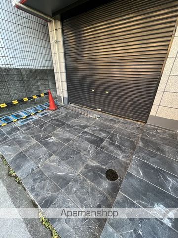 第一ヤマトビルの玄関写真