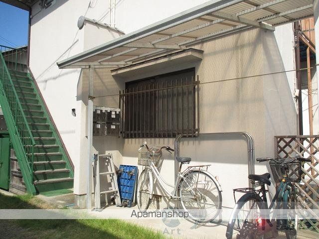 和風アパート和の玄関写真