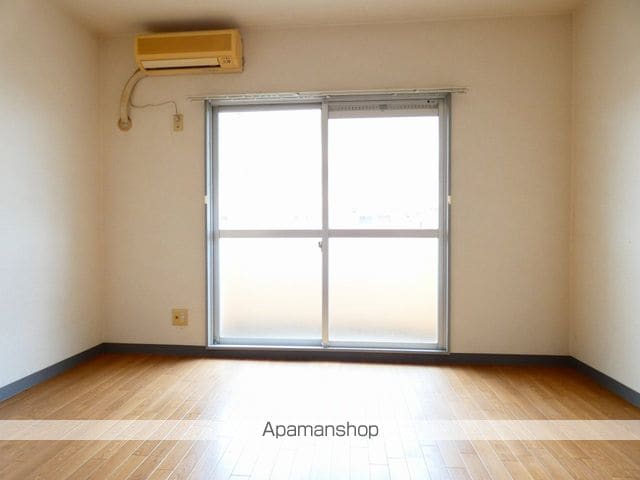 ローヤル石津IIの内装写真