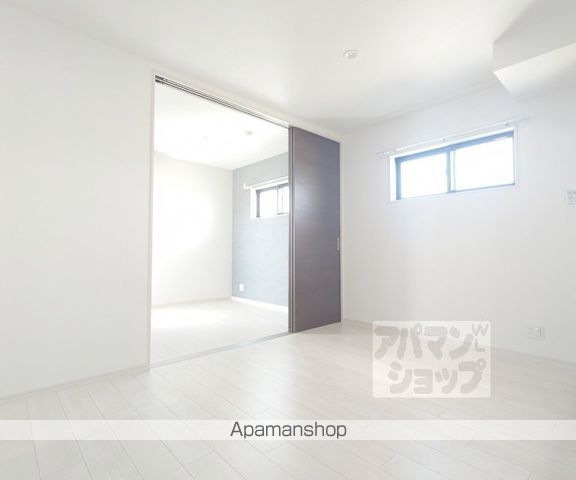 F asecia Rapideの内装写真