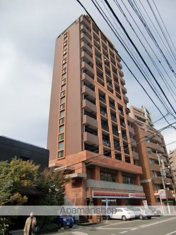 ルネッサンス21赤坂けやき通りの外観写真